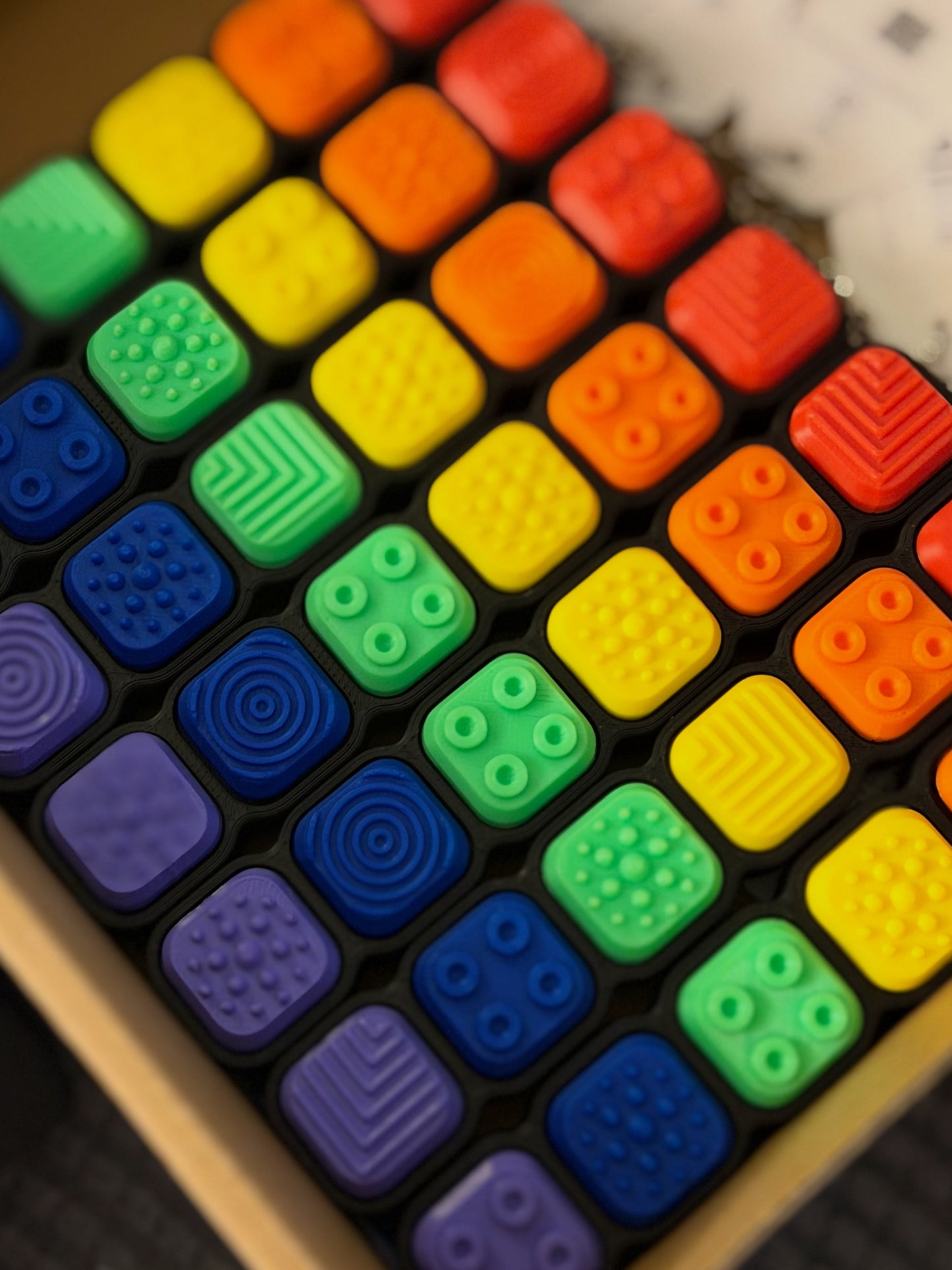Rainbow 6 Button Clicker